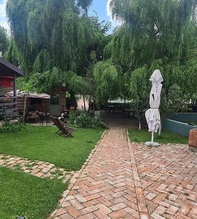 Enpi Lake Resort Iasi Buitenkant foto