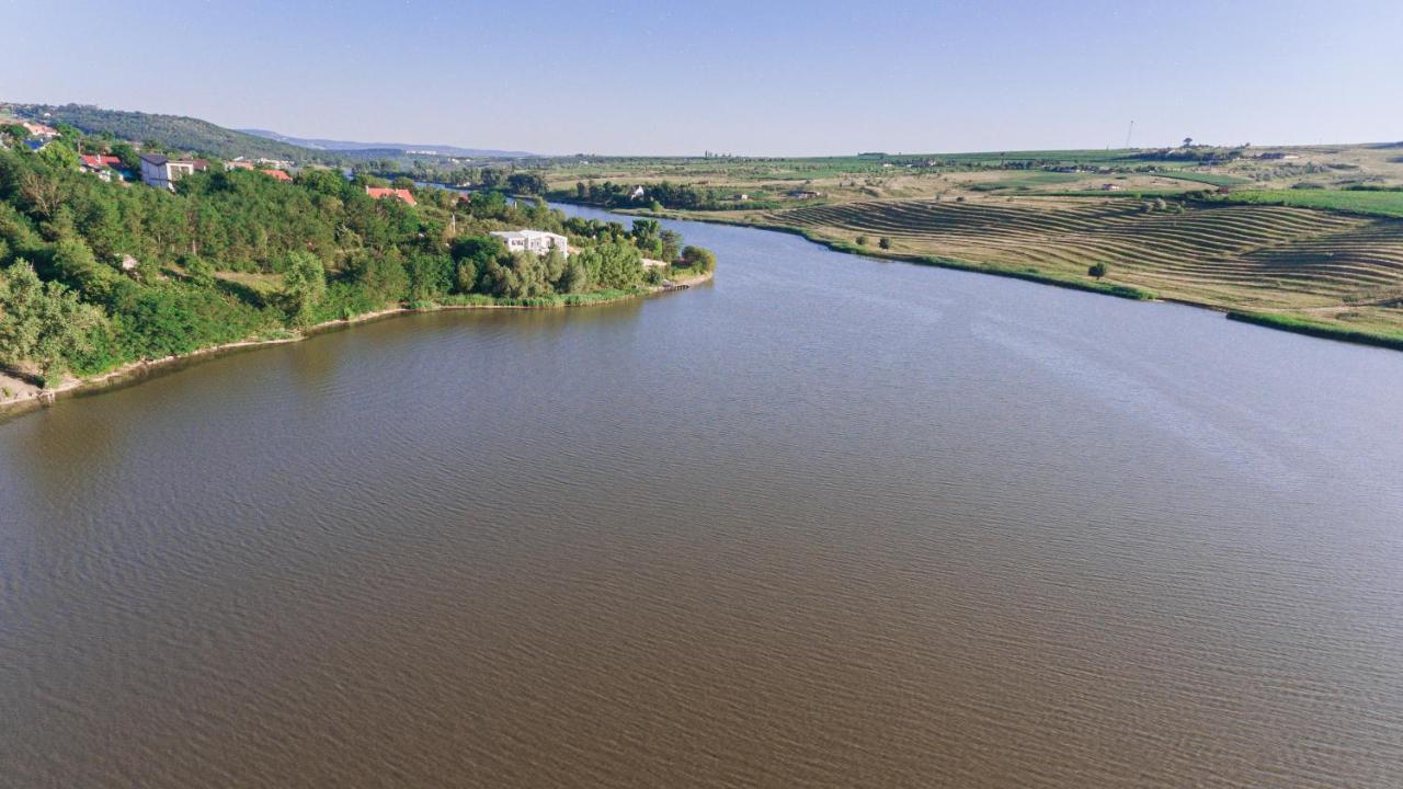 Enpi Lake Resort Iasi Buitenkant foto