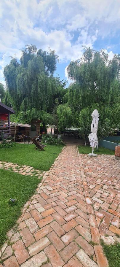Enpi Lake Resort Iasi Buitenkant foto