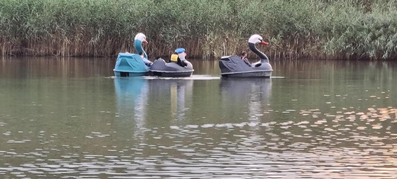 Enpi Lake Resort Iasi Buitenkant foto