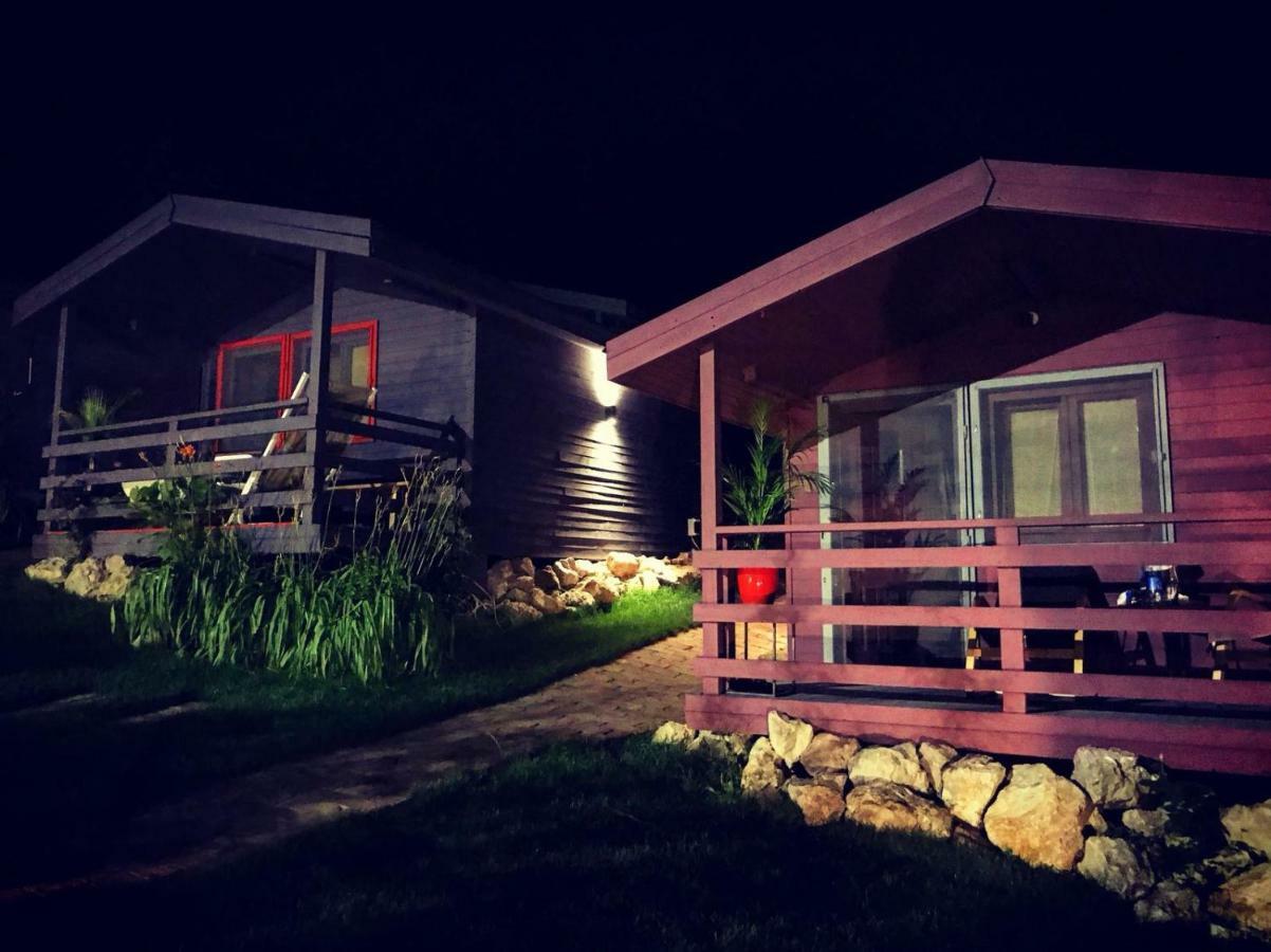 Enpi Lake Resort Iasi Buitenkant foto