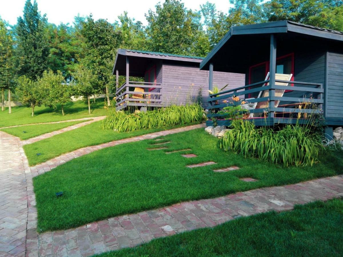 Enpi Lake Resort Iasi Buitenkant foto